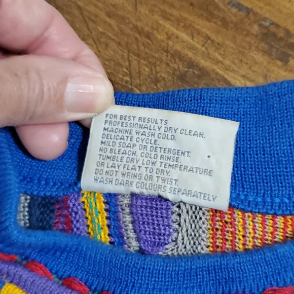 Coogi Australia Vintage Sweater - Picture 13 of 13
